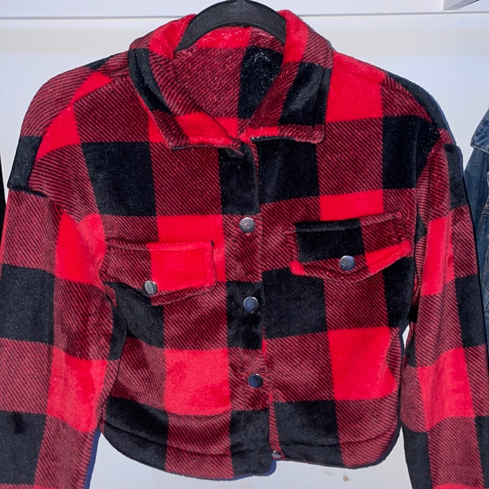 Fuzzy plaid cropped jacket